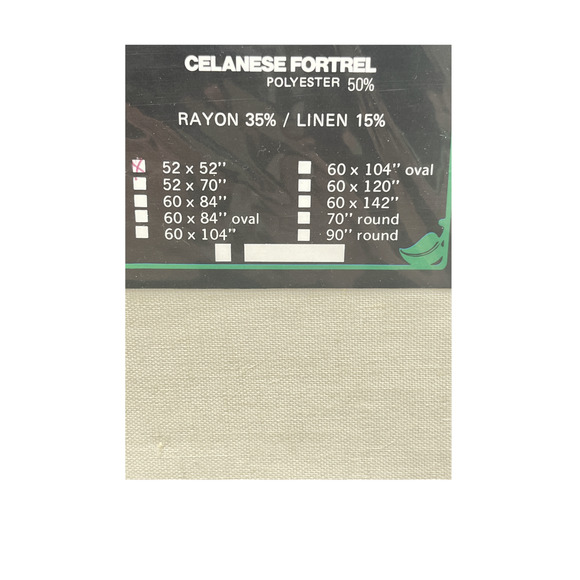 Bloomingdales Beekman Place, Tablecloth Permanent Press 52"x52" Cream, USA - Picture 2 of 3